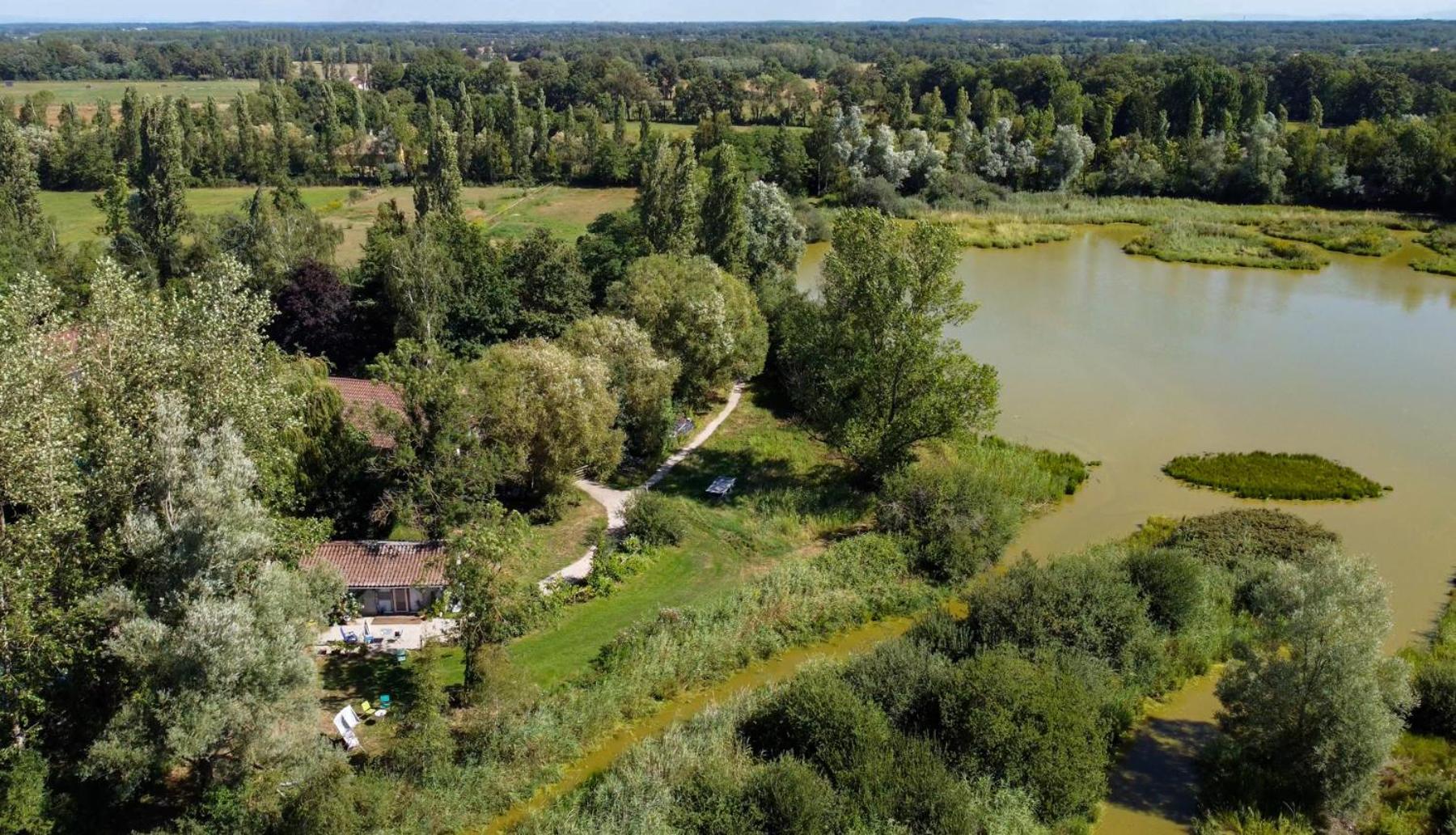 Espace Nature Studio indépendant proche du Parc des oiseaux Sainte-Olive Esterno foto